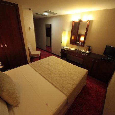 Palmcity Hotel Измир Экстерьер фото